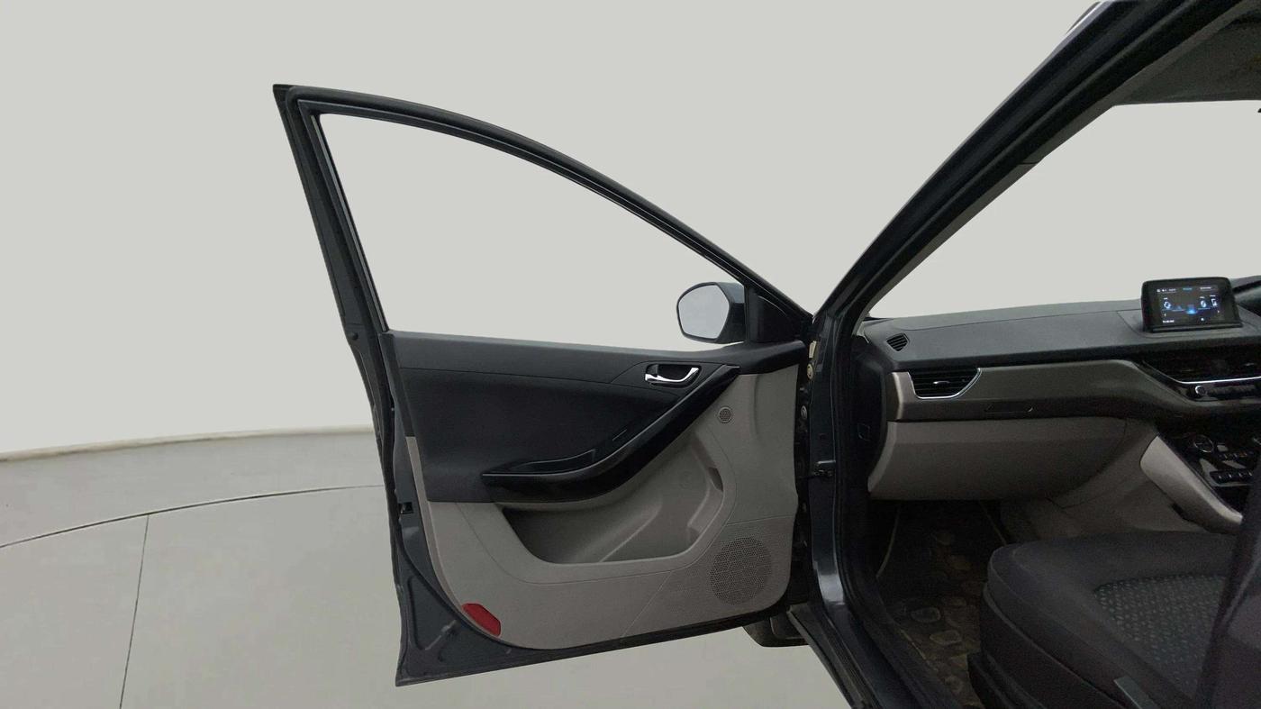 2019 Tata NEXON XZA PLUS PETROL, Petrol, Automatic, 30,062 km, LHS Front Door
