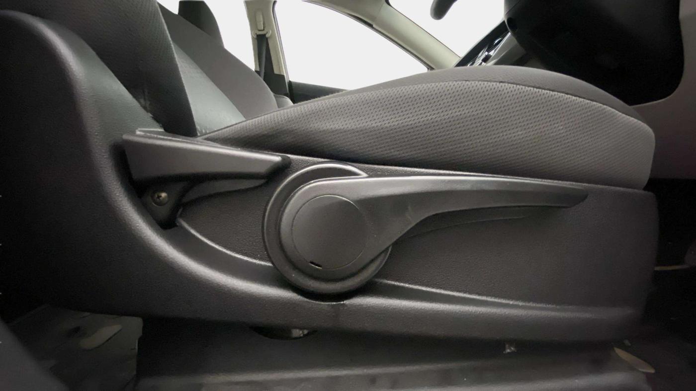 2019 Tata NEXON XZA PLUS PETROL, Petrol, Automatic, 30,062 km, Driver Side Adjustment Panel