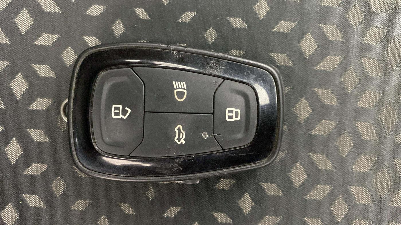 2019 Tata NEXON XZA PLUS PETROL, Petrol, Automatic, 30,062 km, Key Close Up