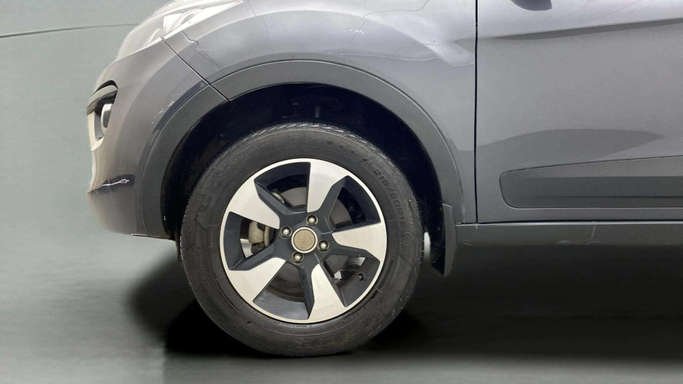 2019 Tata NEXON XZA PLUS PETROL, Petrol, Automatic, 30,062 km, Left Front Wheel