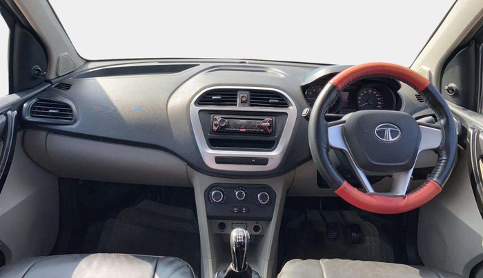 2016 Tata Tiago XM PETROL, Petrol, Manual, 45,563 km, Dashboard