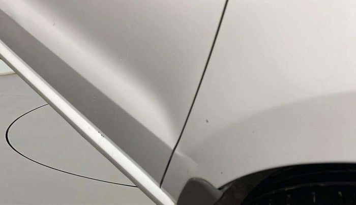 2018 Volkswagen Ameo COMFORTLINE 1.0L, Petrol, Manual, 70,089 km, Right fender - Slightly dented