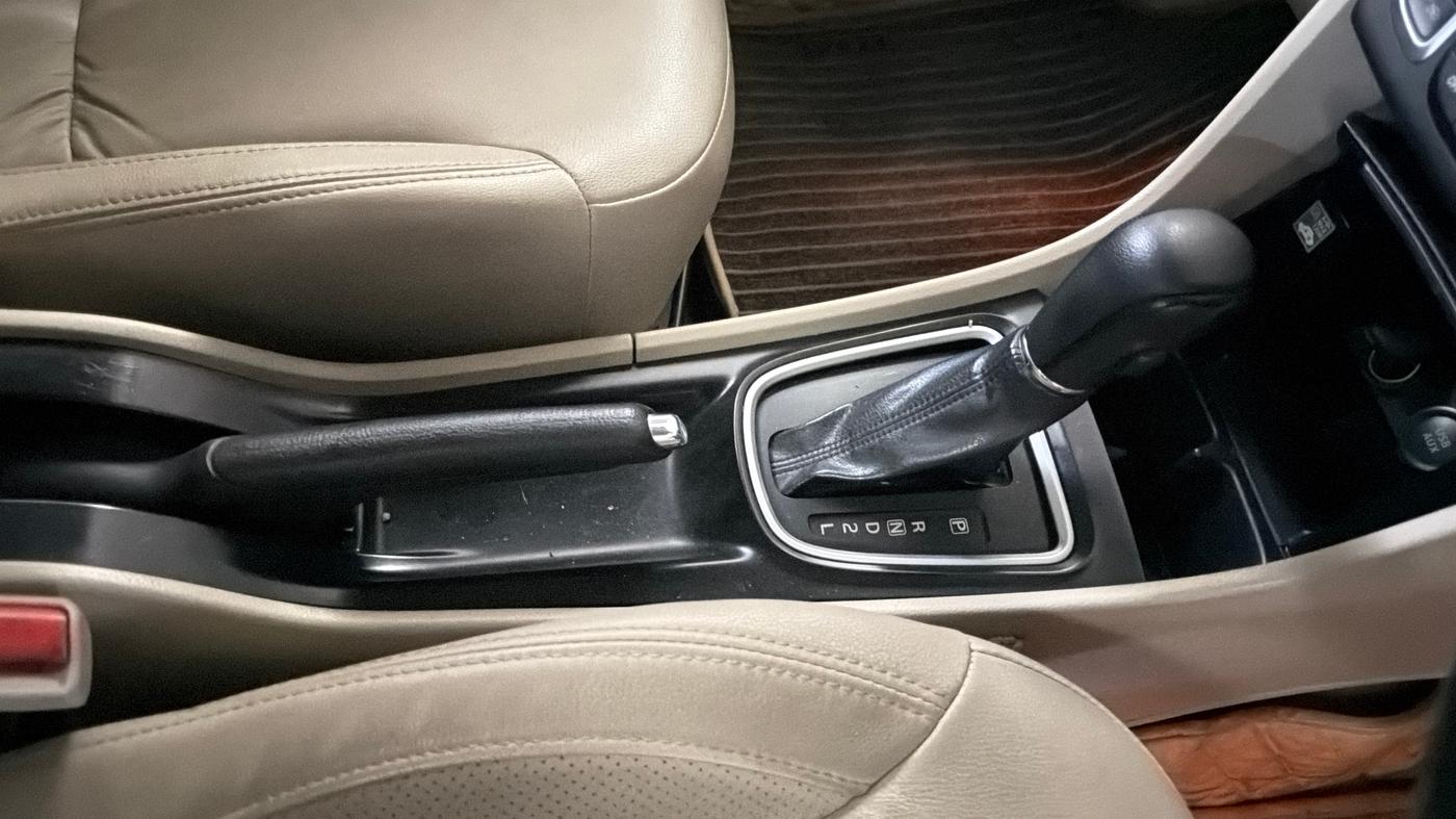 2020 Maruti Ciaz ALPHA  AT 1.5 SHVS PETROL, Petrol, Automatic, 45,678 km, Gear Lever