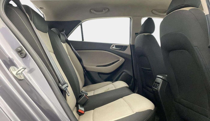 2015 Hyundai Elite i20 SPORTZ 1.2, Petrol, Manual, 45,046 km, Right Side Rear Door Cabin