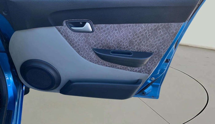 2016 Maruti Alto 800 VXI O, Petrol, Manual, 67,010 km, Driver Side Door Panels Control