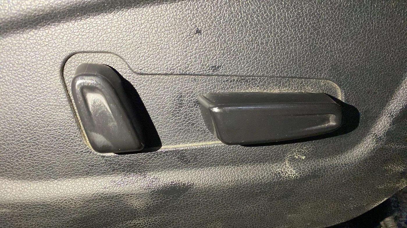 2022 Hyundai Creta SX (O) 1.5 DIESEL, Diesel, Manual, 64,378 km, Driver Side Adjustment Panel