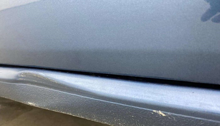 2017 Volkswagen Polo HIGHLINE1.2L, Petrol, Manual, 59,572 km, Left running board - Slightly dented