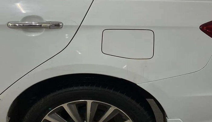 2021 Maruti Ciaz ALPHA  AT 1.5 SHVS PETROL, Petrol, Automatic, 33,684 km, Left quarter panel - Minor scratches