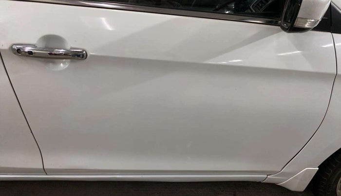 2021 Maruti Ciaz ALPHA  AT 1.5 SHVS PETROL, Petrol, Automatic, 33,684 km, Driver-side door - Slightly dented