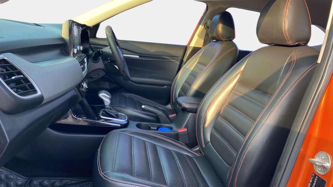 2020 KIA SELTOS HTK PLUS AT 1.5 DIESEL, Diesel, Automatic, 69,772 km, Right Side Front Door Cabin