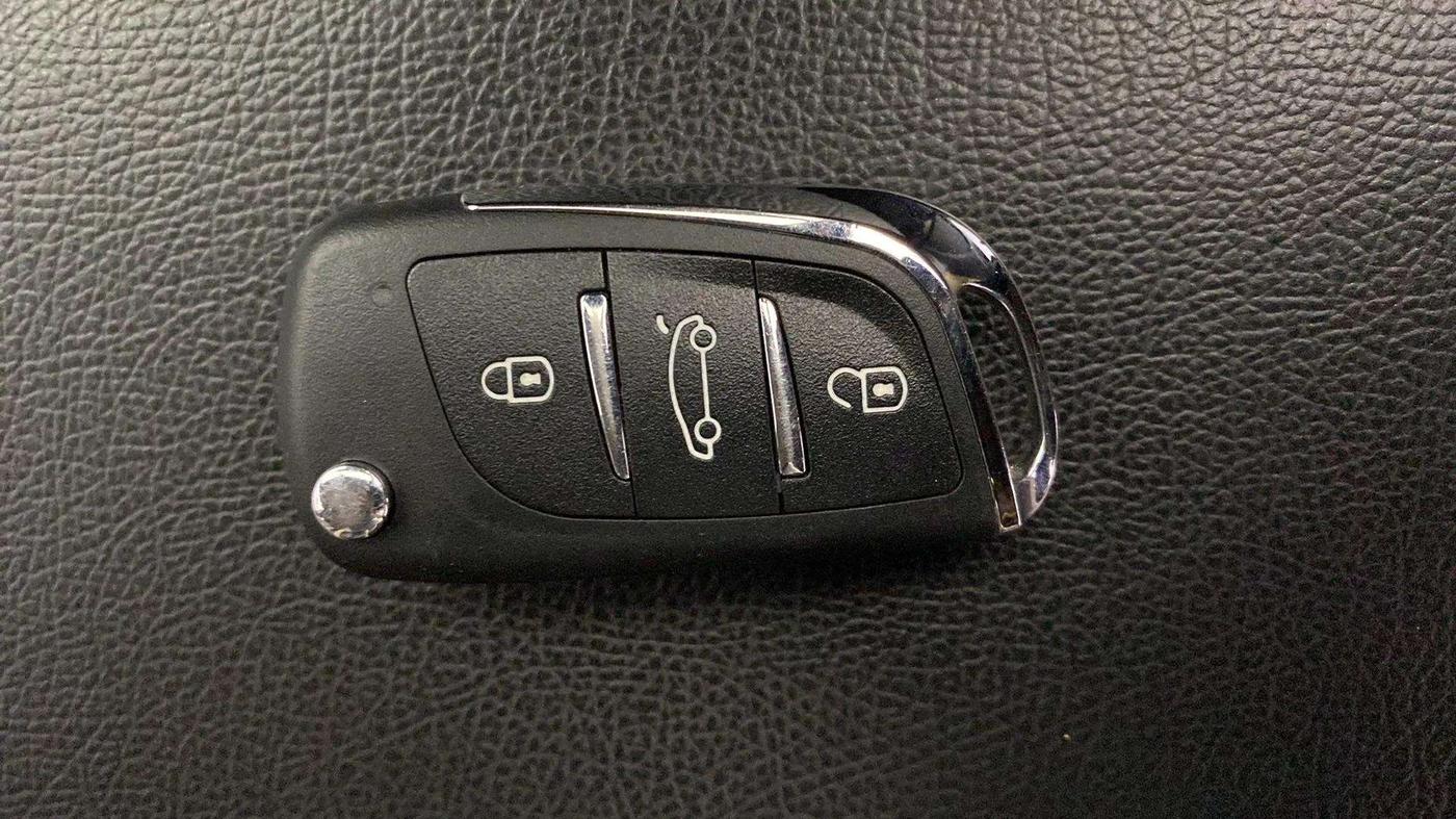 2014 Honda City 1.5L I-VTEC SV, Petrol, Manual, 94,971 km, Key Close Up