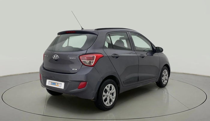 2016 Hyundai Grand i10 SPORTZ 1.2 KAPPA VTVT, CNG, Manual, 79,364 km, Right Back Diagonal