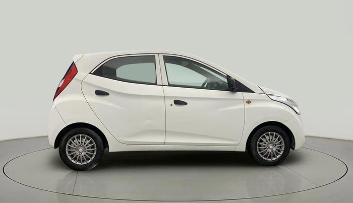 2017 Hyundai Eon ERA +, Petrol, Manual, 45,488 km, Right Side View