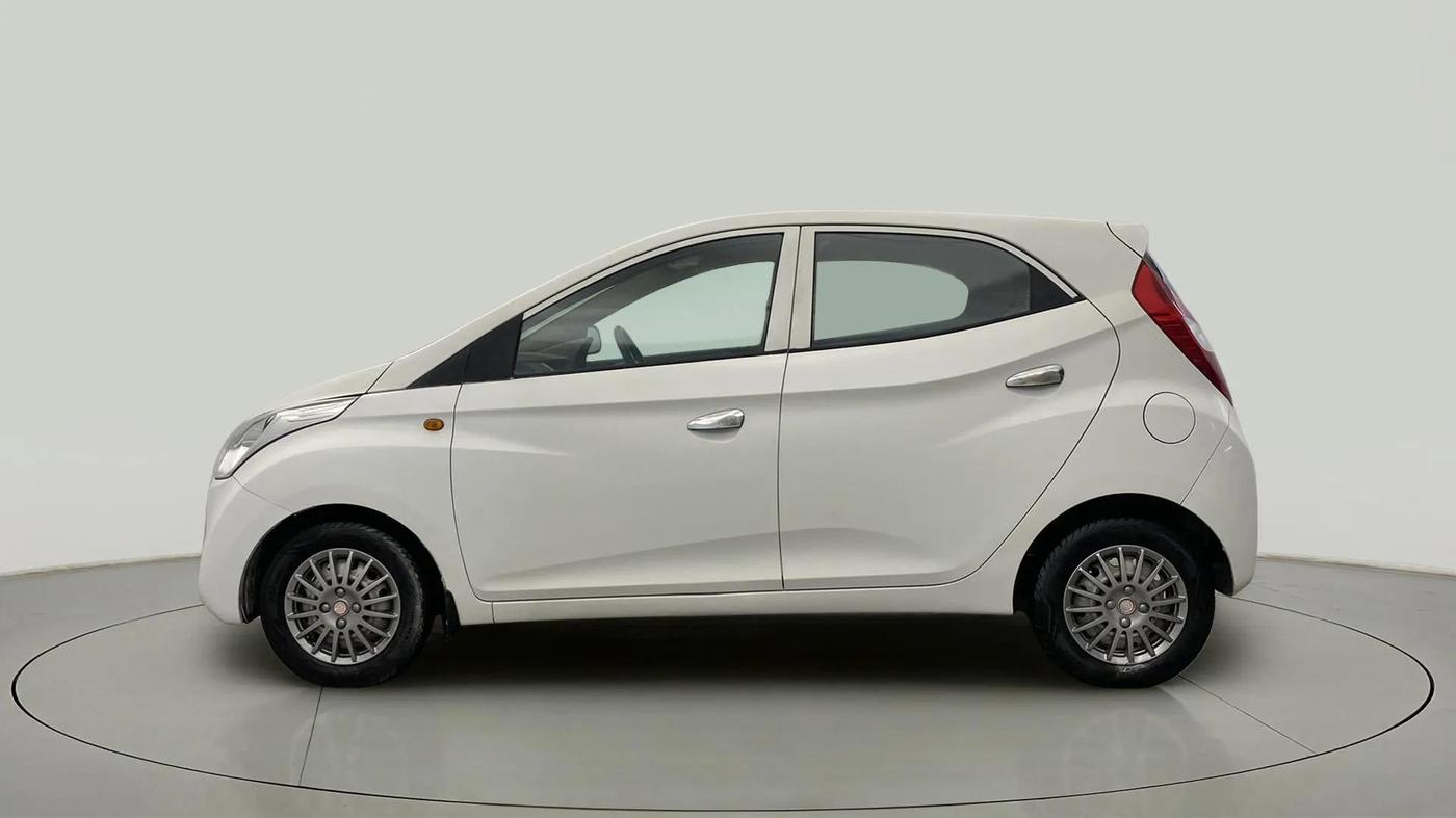 2017 Hyundai Eon ERA +, Petrol, Manual, 45,488 km, Left Side