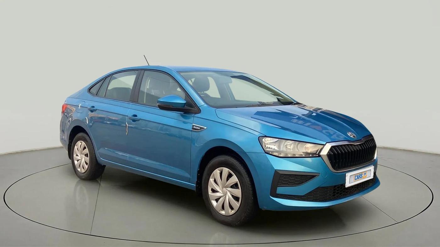 2022 Skoda SLAVIA ACTIVE 1.0L TSI MT, Petrol, Manual, 14,331 km, SRP