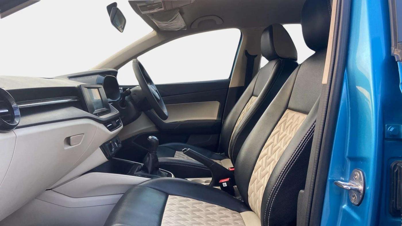2022 Skoda SLAVIA ACTIVE 1.0L TSI MT, Petrol, Manual, 14,331 km, Right Side Front Door Cabin