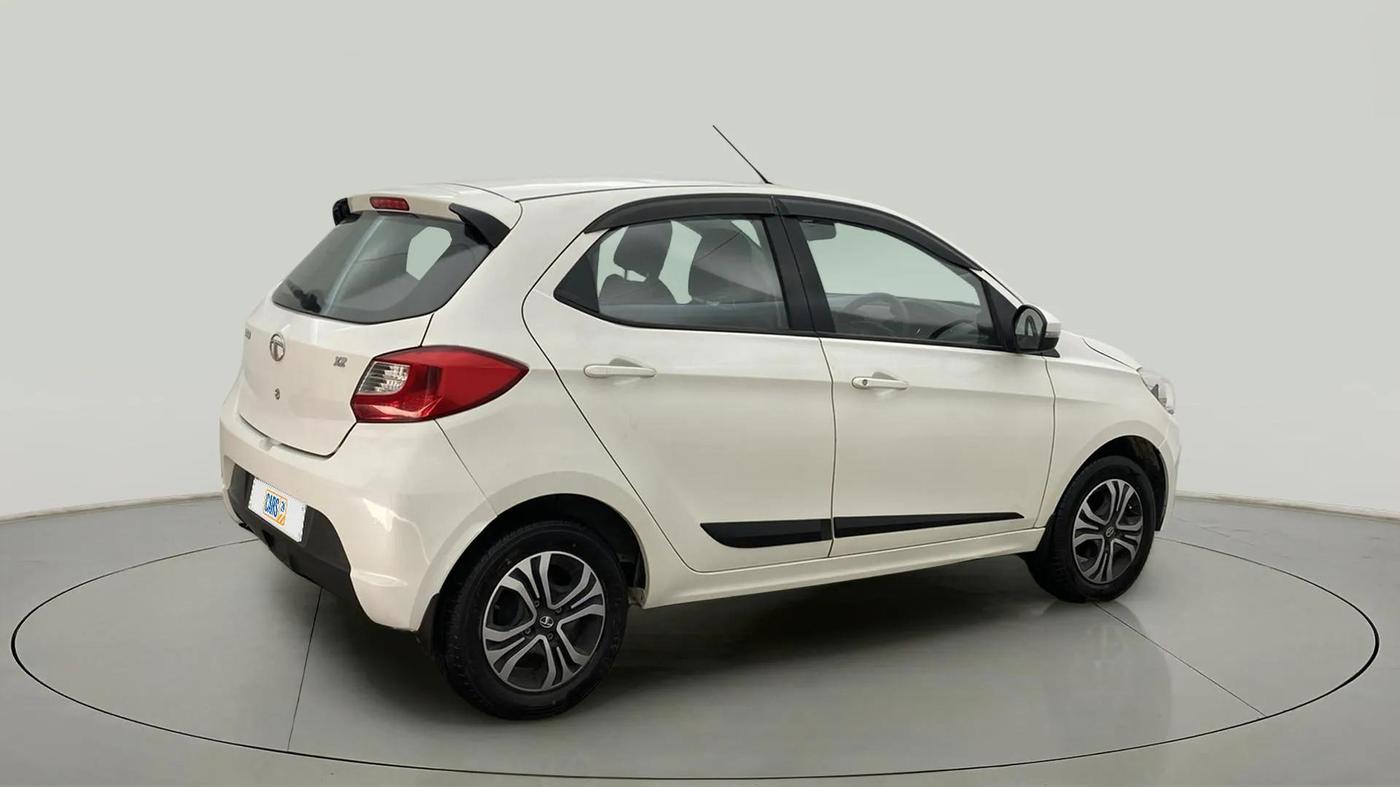 2019 Tata Tiago XZ PETROL, Petrol, Manual, 23,798 km, Right Back Diagonal