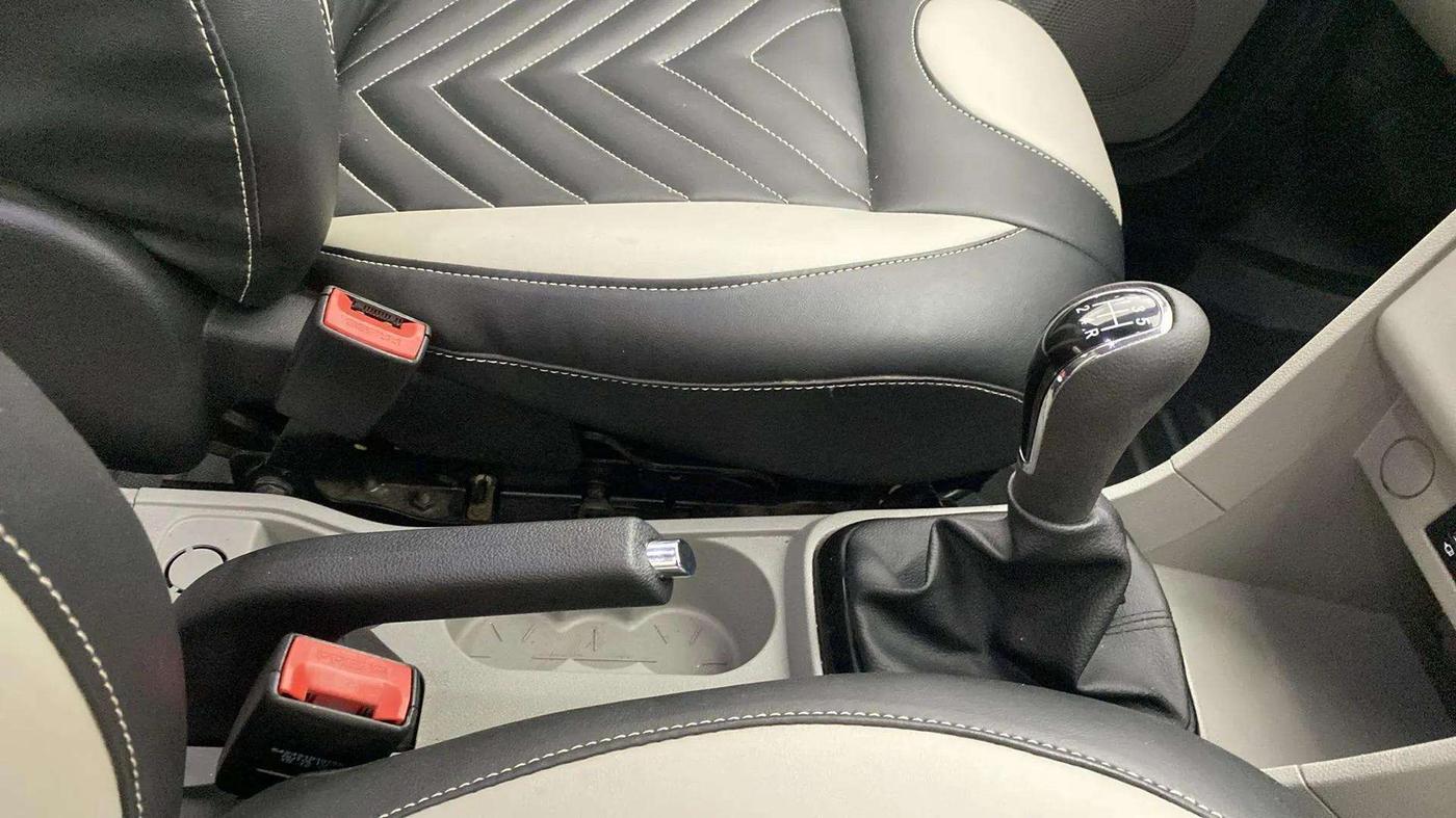 2019 Tata Tiago XZ PETROL, Petrol, Manual, 23,798 km, Gear Lever