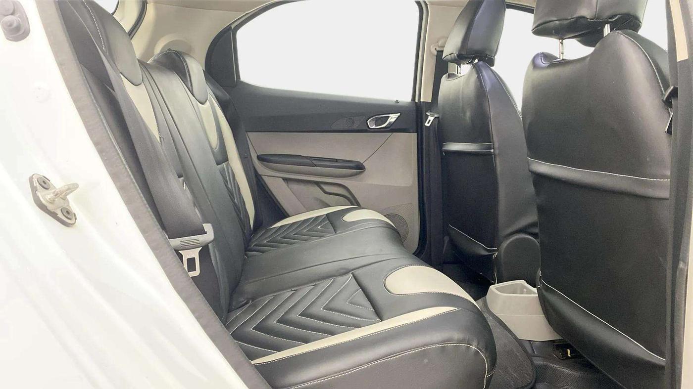 2019 Tata Tiago XZ PETROL, Petrol, Manual, 23,798 km, Right Side Rear Door Cabin