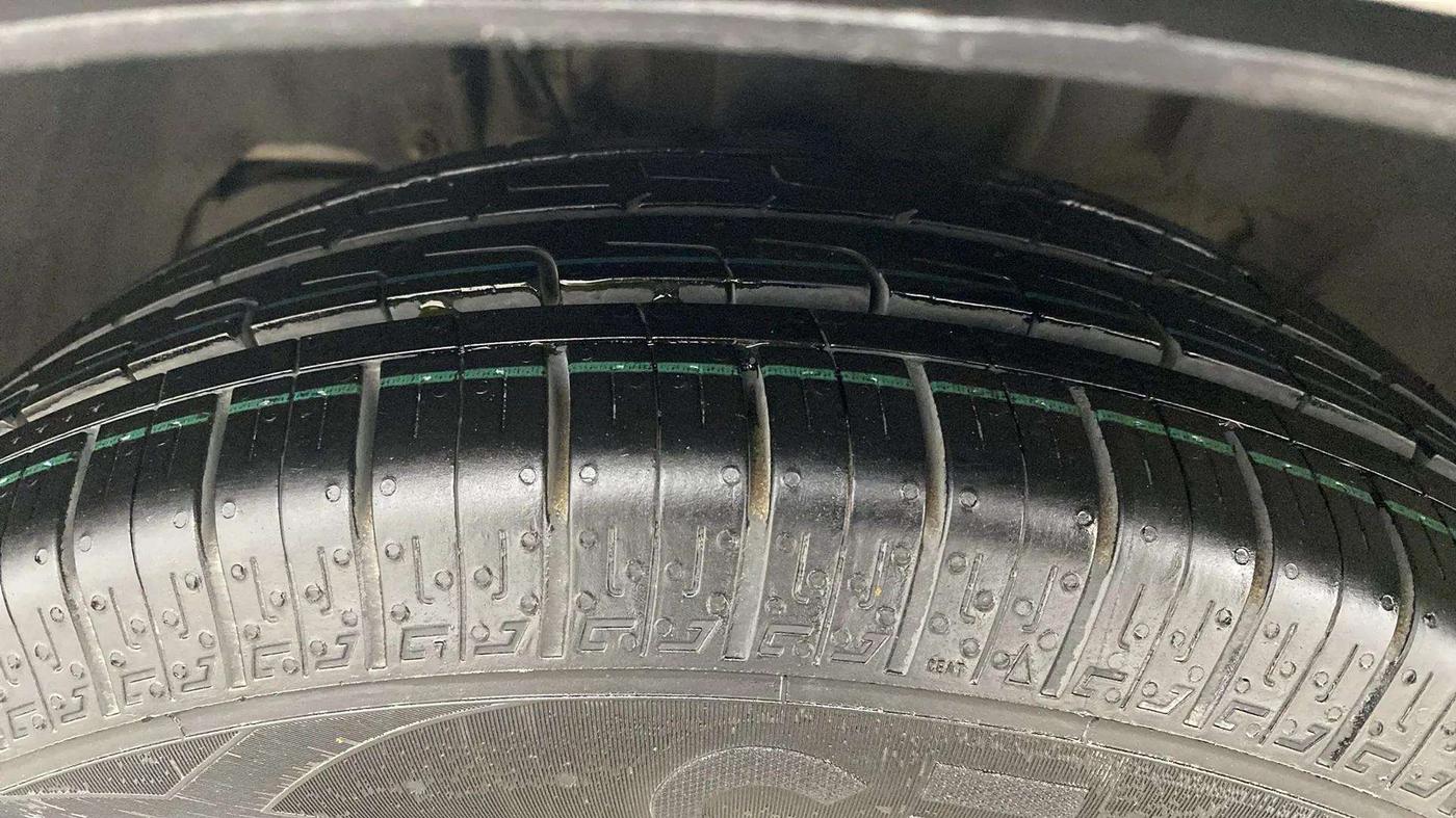 2019 Tata Tiago XZ PETROL, Petrol, Manual, 23,798 km, Left Front Tyre Tread
