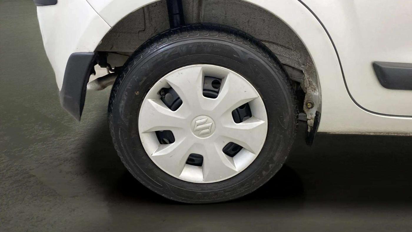 2021 Maruti New Wagon-R VXI 1.2, Petrol, Manual, 24,695 km, Right Rear Wheel