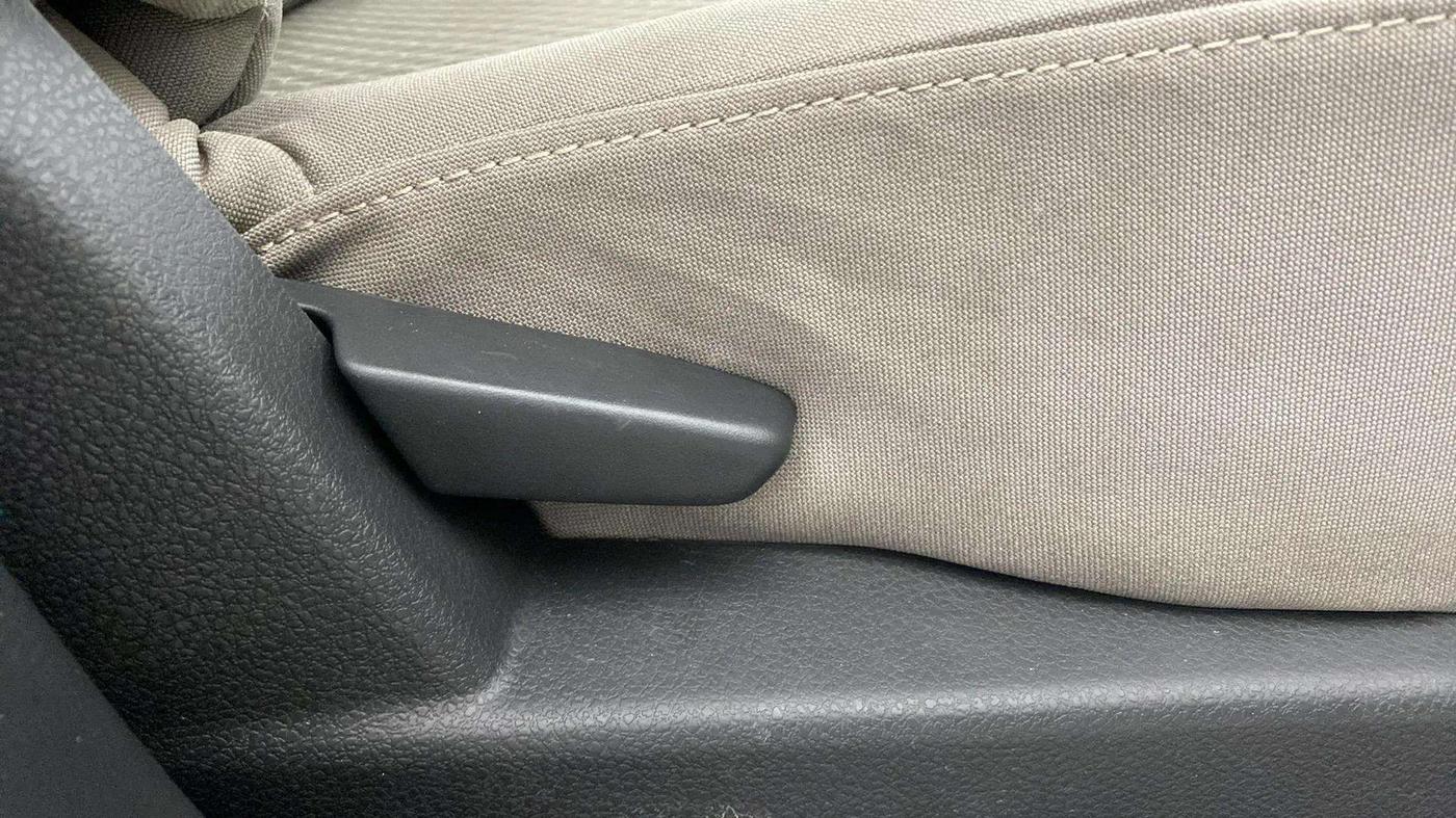 2015 Renault Duster RXL PETROL, Petrol, Manual, 14,748 km, Driver Side Adjustment Panel