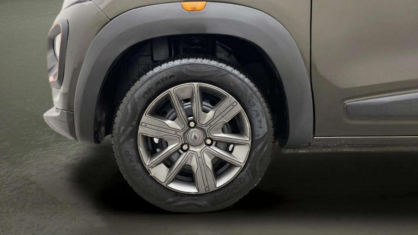 2021 Renault Kwid CLIMBER 1.0 AMT (O), Petrol, Automatic, 33,441 km, Left Front Wheel