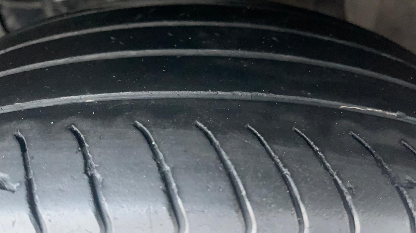 2017 Maruti S Cross ZETA 1.3, Diesel, Manual, 63,757 km, Left Front Tyre Tread