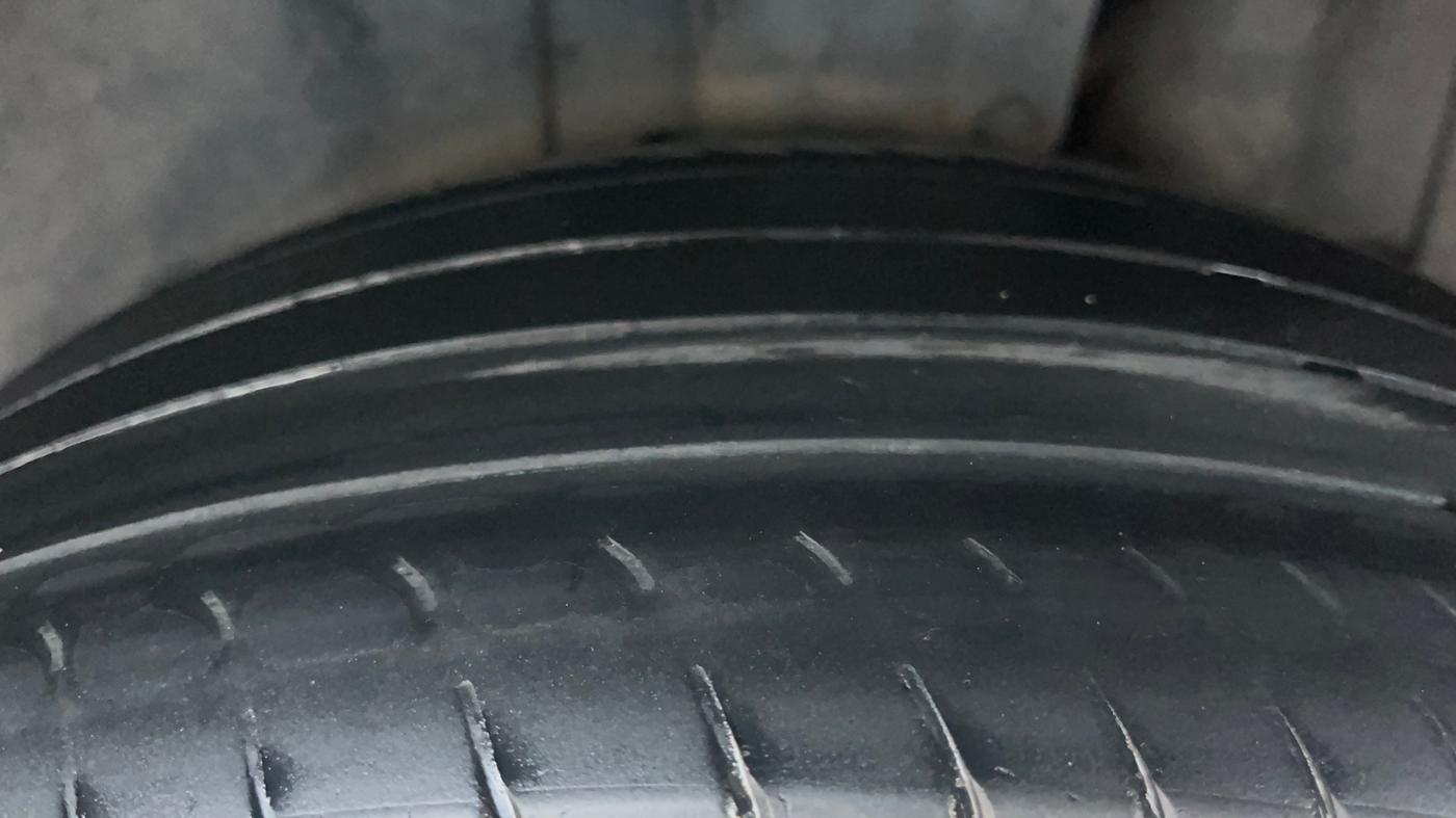 2017 Maruti S Cross ZETA 1.3, Diesel, Manual, 63,757 km, Left Rear Tyre Tread