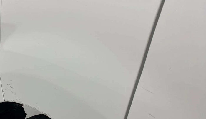 2019 Maruti Alto VXI, Petrol, Manual, 34,520 km, Right quarter panel - Minor scratches