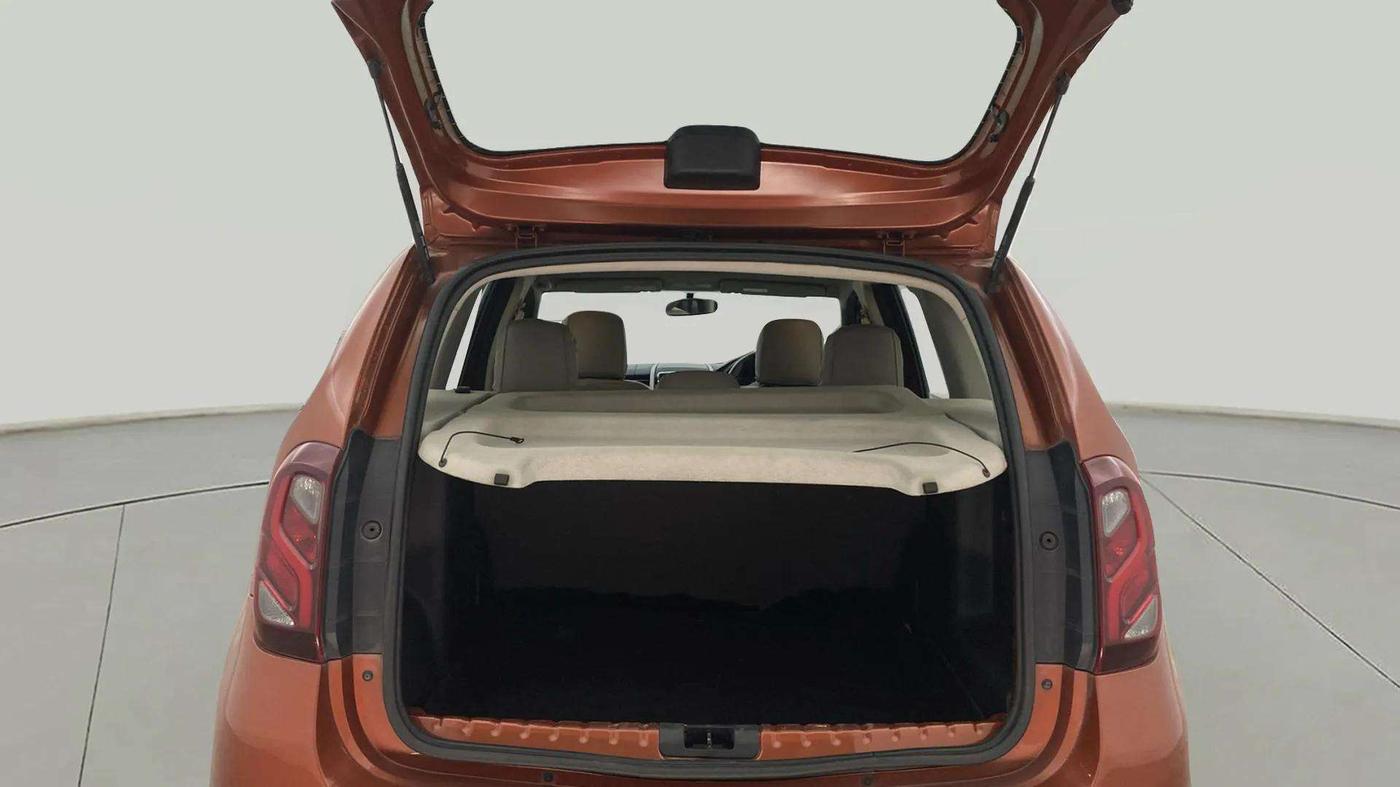 2020 Renault Duster RXZ 1.3 TURBO PETROL CVT, Petrol, Automatic, 56,420 km, Boot Inside
