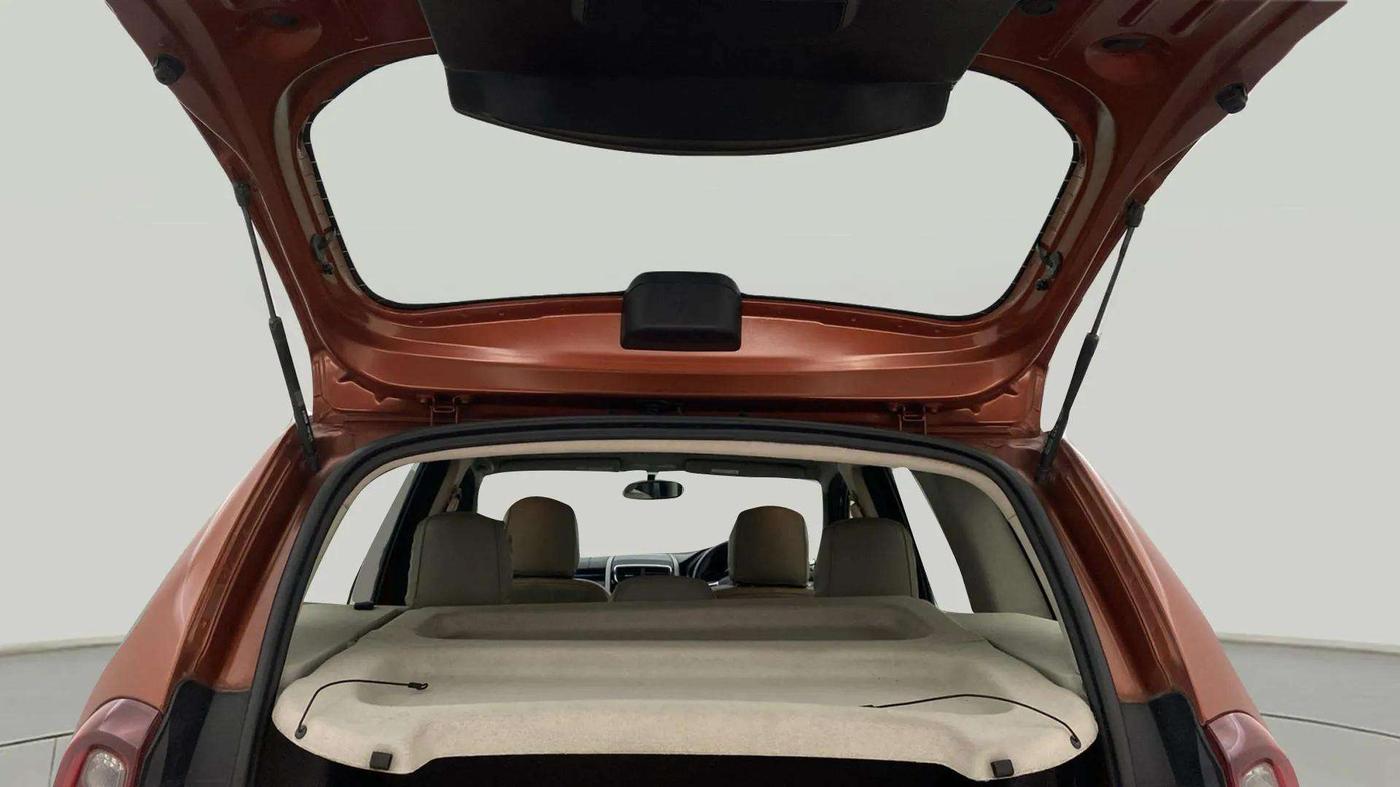 2020 Renault Duster RXZ 1.3 TURBO PETROL CVT, Petrol, Automatic, 56,420 km, Boot Door Open