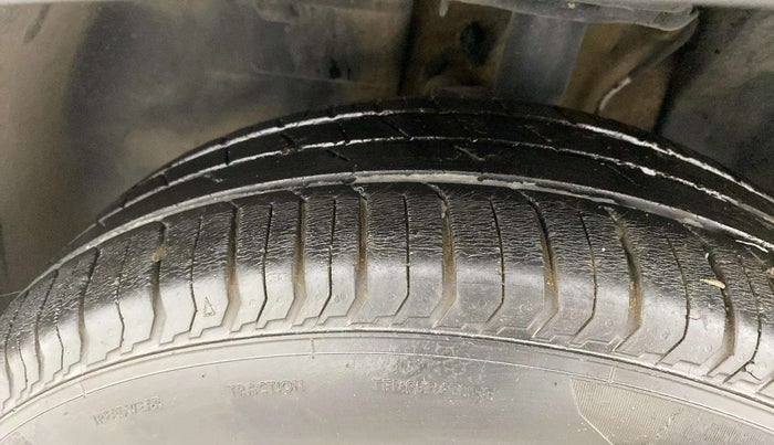 2021 Tata PUNCH ACCOMPLISHED MT, Petrol, Manual, 11,288 km, Left Front Tyre Tread