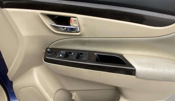 2018 Maruti Ciaz ALPHA 1.4 PETROL, Petrol, Manual, 84,347 km, Right front window switch / handle - Power window makes minor noise