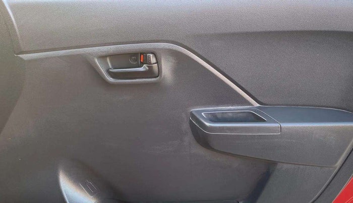 2023 Maruti Alto K10 VXI, Petrol, Manual, 26,616 km, Driver Side Door Panels Control