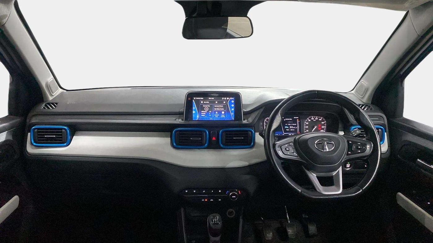 2021 Tata PUNCH CREATIVE  1.2 RTN DUAL TONE, Petrol, Manual, 22,630 km, Dashboard