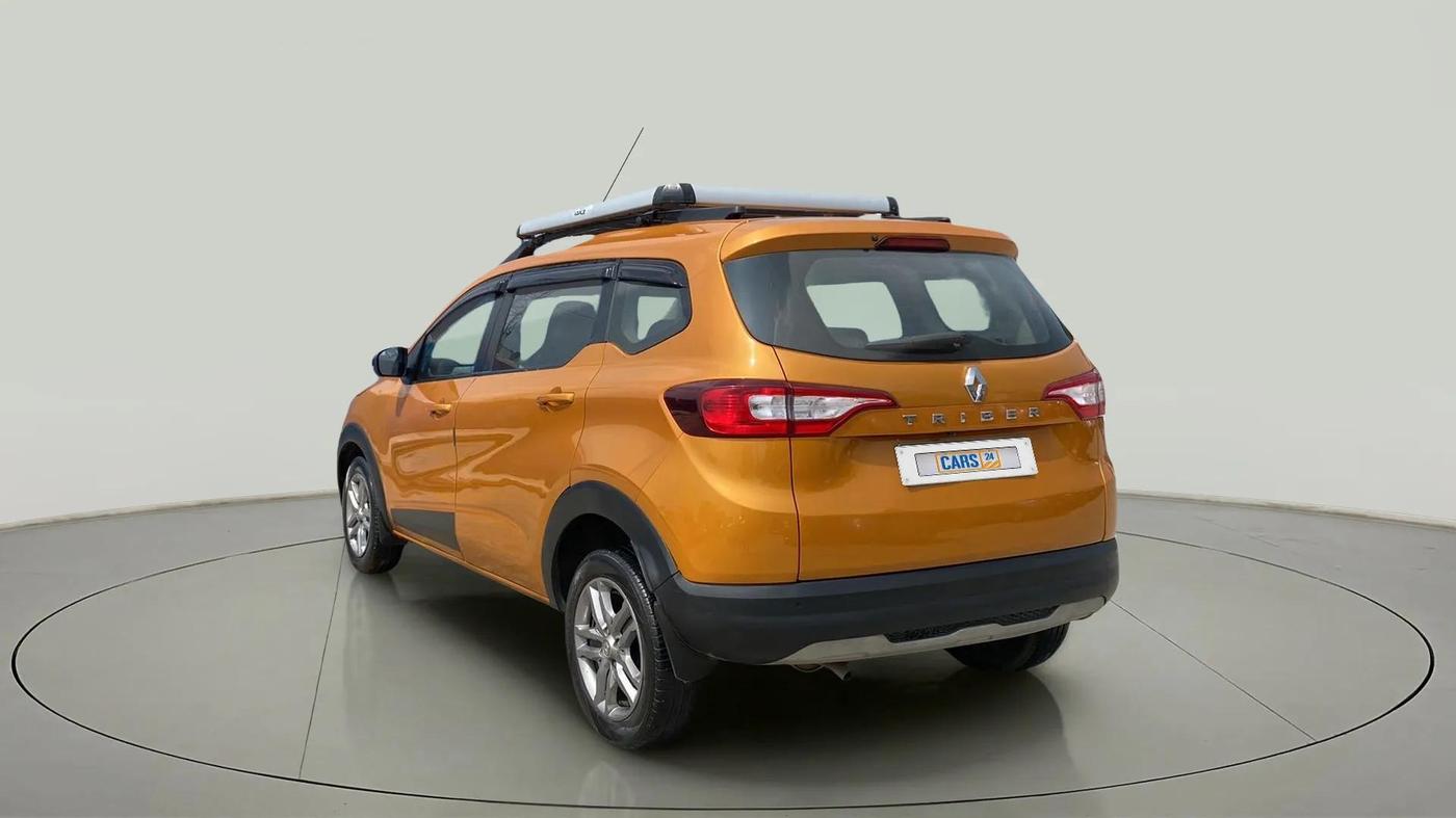 2022 Renault TRIBER RXZ AMT, Petrol, Automatic, 26,618 km, Left Back Diagonal