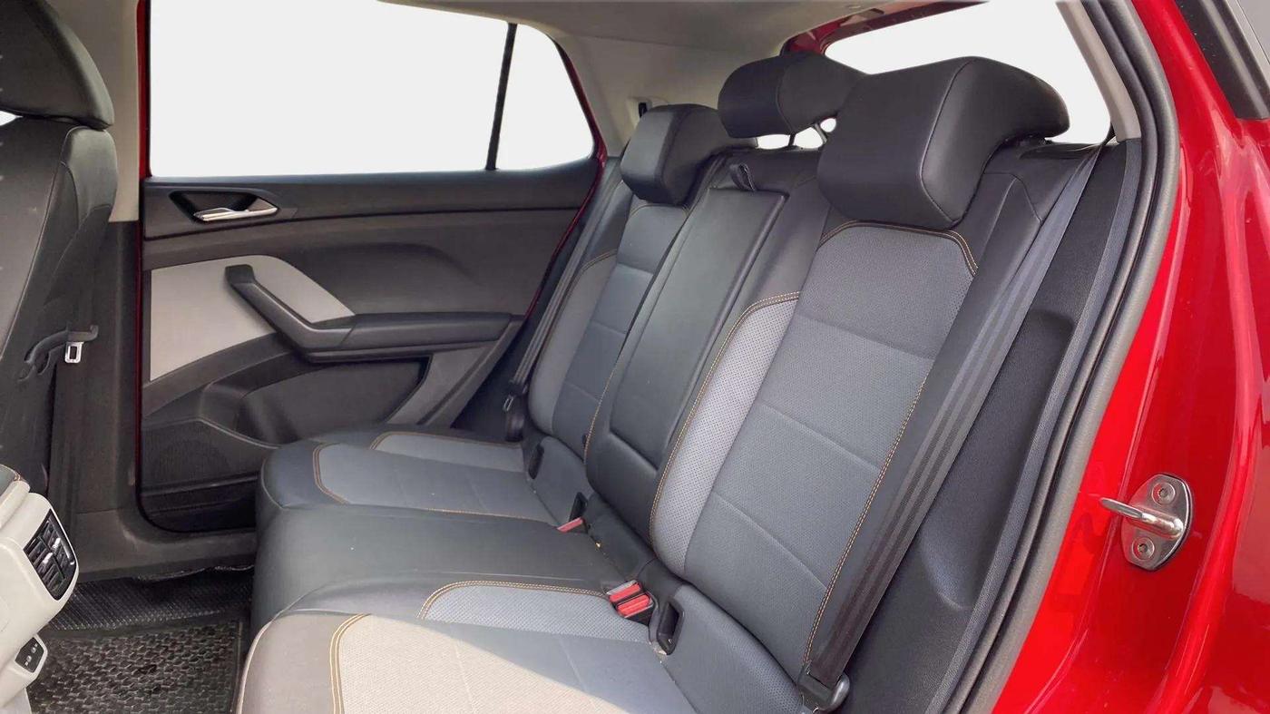 2021 Skoda KUSHAQ STYLE 1.5L TSI DSG, Petrol, Automatic, 49,553 km, Right Side Rear Door Cabin