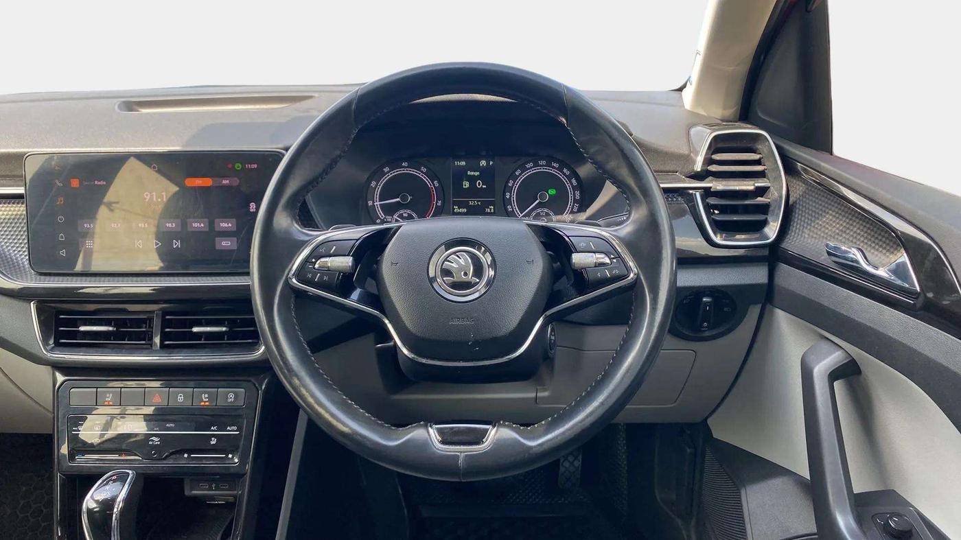 2021 Skoda KUSHAQ STYLE 1.5L TSI DSG, Petrol, Automatic, 49,553 km, Steering Wheel Close Up