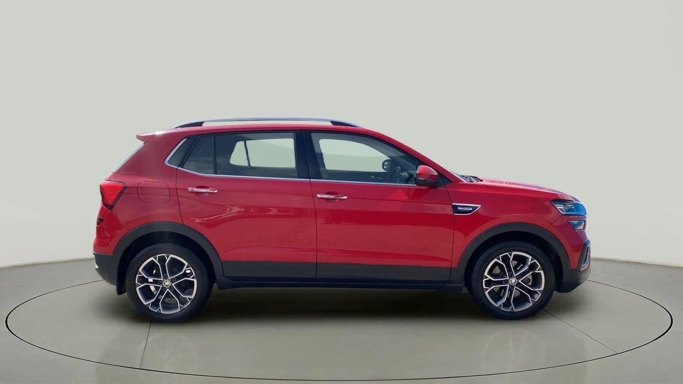 2021 Skoda KUSHAQ STYLE 1.5L TSI DSG, Petrol, Automatic, 49,553 km, Right Side View