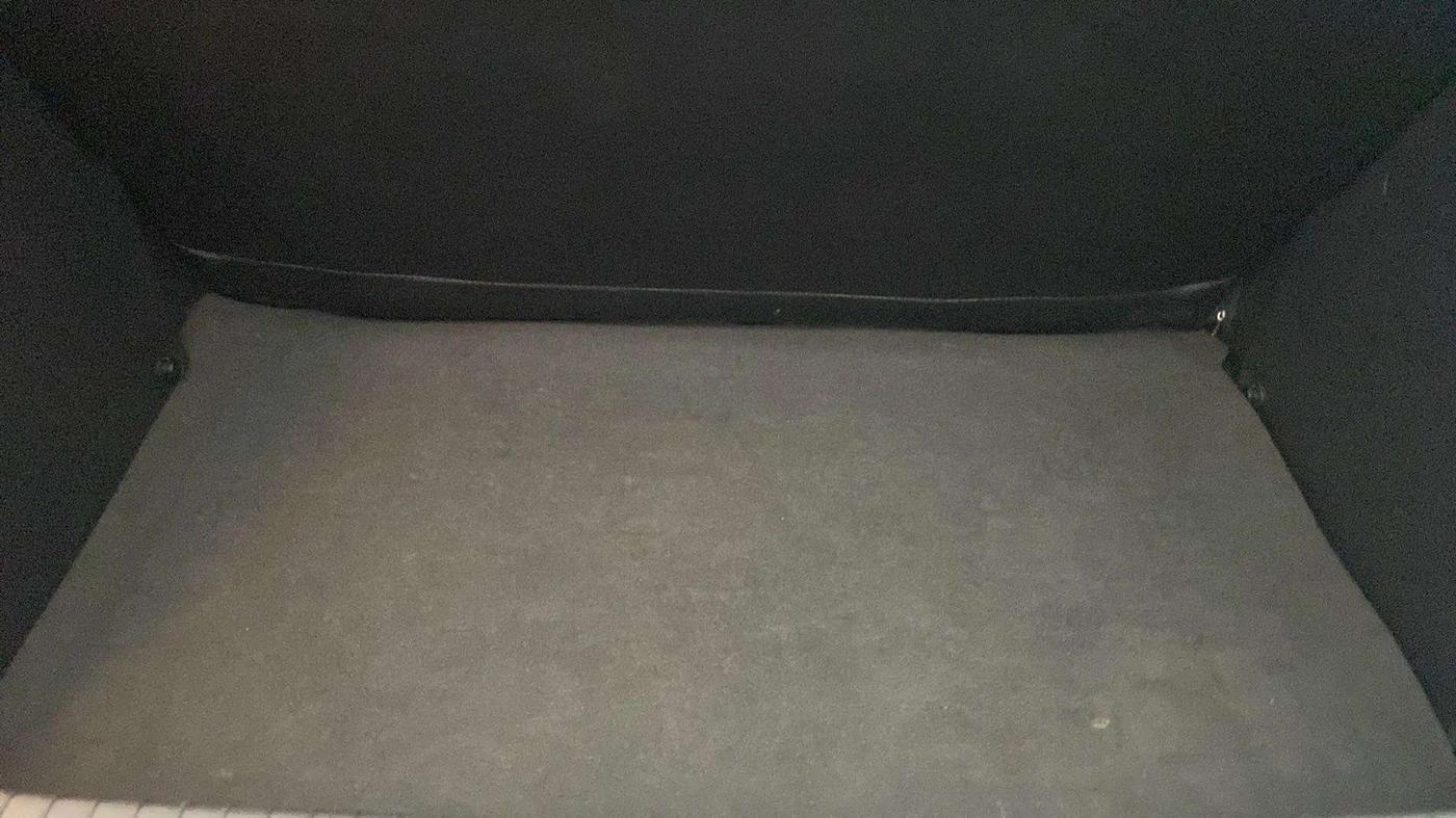 2018 Hyundai Elite i20 ASTA 1.2 (O), Petrol, Manual, 27,925 km, Boot Inside
