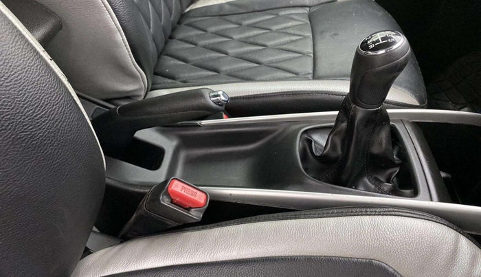 2018 Maruti Baleno ZETA PETROL 1.2, Petrol, Manual, 46,394 km, Gear Lever