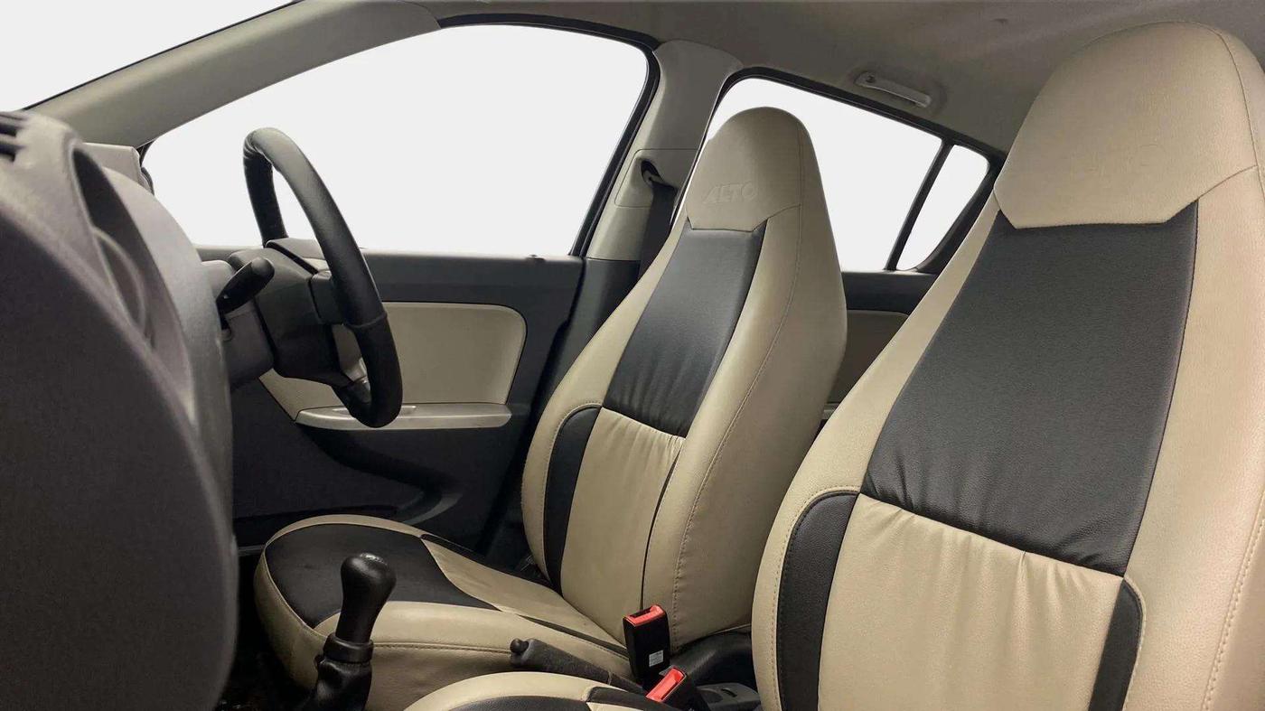 2016 Maruti Alto K10 VXI, Petrol, Manual, 32,107 km, Right Side Front Door Cabin