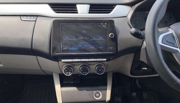 2019 Renault TRIBER RXZ, Petrol, Manual, 82,661 km, Air Conditioner