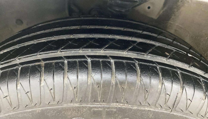 2019 Maruti IGNIS DELTA 1.2, Petrol, Manual, 59,017 km, Left Front Tyre Tread