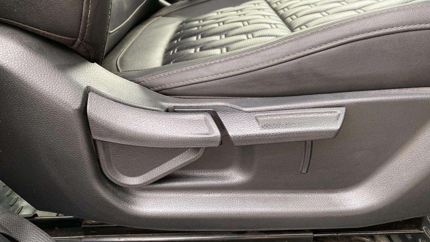 2020 KIA SELTOS HTX ANNIVERSARY EDITION 1.5 PETROL, Petrol, Manual, 48,517 km, Driver Side Adjustment Panel