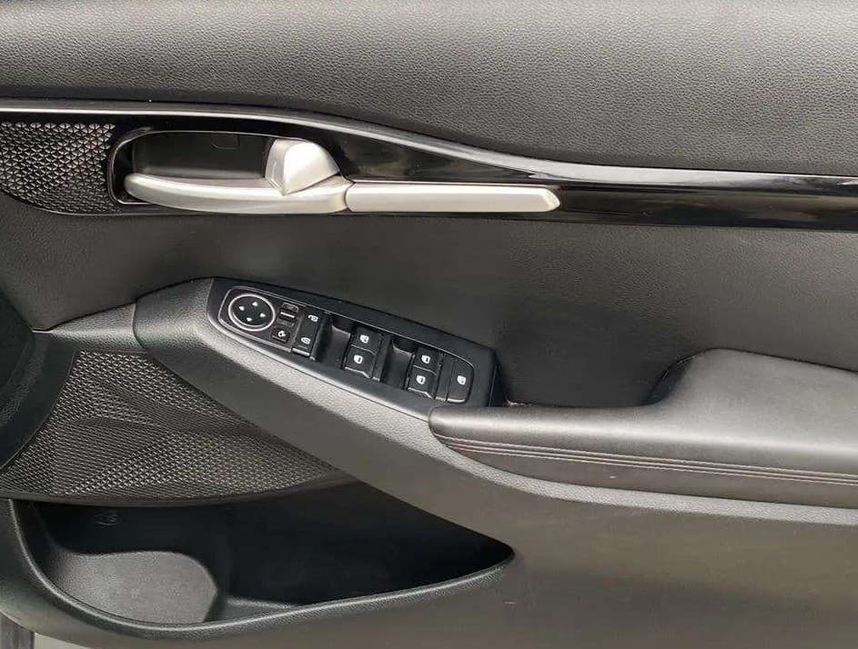 2020 KIA SELTOS HTX ANNIVERSARY EDITION 1.5 PETROL, Petrol, Manual, 48,517 km, Driver Side Door Panels Control
