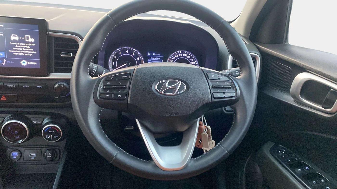 2021 Hyundai VENUE SX 1.0 TURBO IMT, Petrol, Manual, 21,583 km, Steering Wheel Close Up