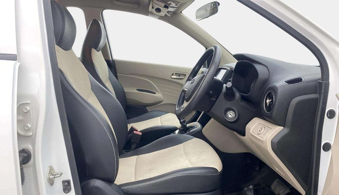 2019 Hyundai NEW SANTRO SPORTZ AMT, Petrol, Automatic, 37,144 km, Right Side Front Door Cabin