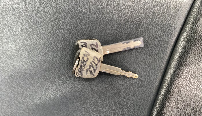 2022 Maruti Eeco 5 STR AC (O), Petrol, Manual, 14,671 km, Key Close Up